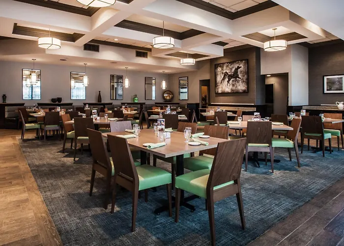 Family Hotel: Holiday Inn Saratoga Springs By Ihg