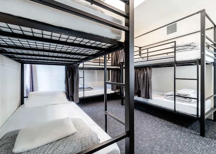 Yha Cairns Central