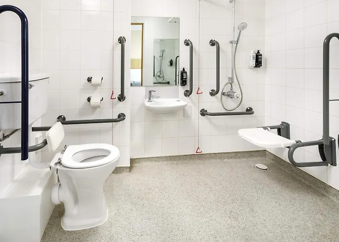 Family resorts Ibis Birmingham Centre New Street Station