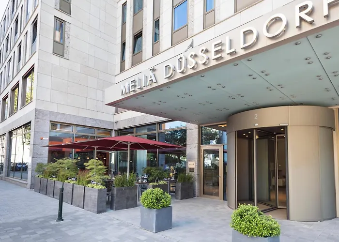 Pet Friendly hotel: Melia Dusseldorf
