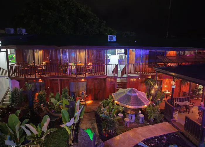 Poshtel Arenal