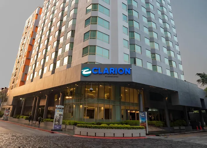 Hotel Jacuzzi: Hotel Clarion Suites Guatemala