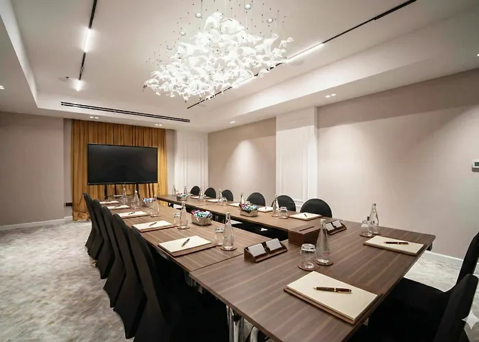 Resorts Guide Copthorne Sharjah