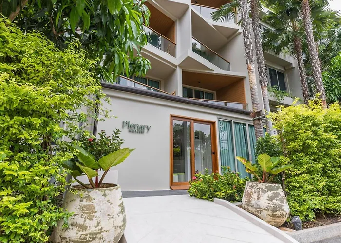 Hotels with a view Wyndham Grand Nai Harn Beach Phuket