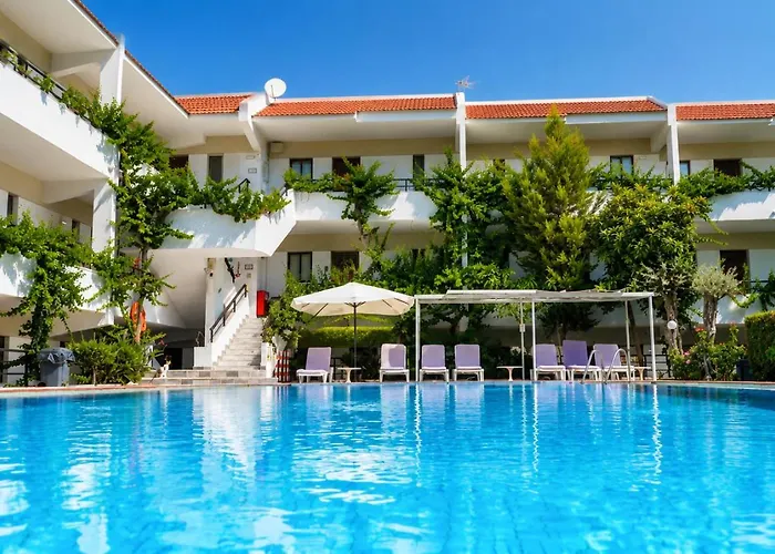 Terinikos Sunny Garden Hotel & Junior Suites