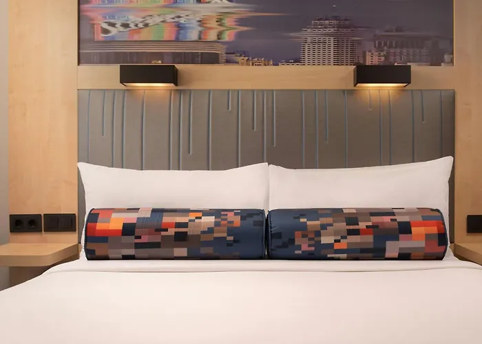 Hotels With Four Stars Aloft Madrid Gran Via