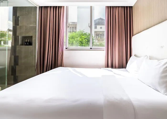 Trip to College Luxe Saigon