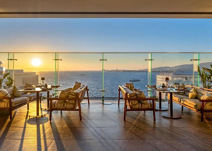 In Luxury hotels Swissotel Buyuk Efes Izmir