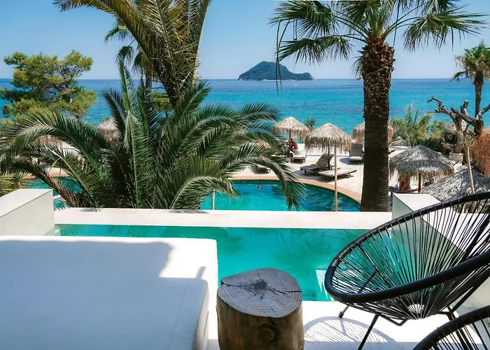 Gloria Maris Suites And Villas
