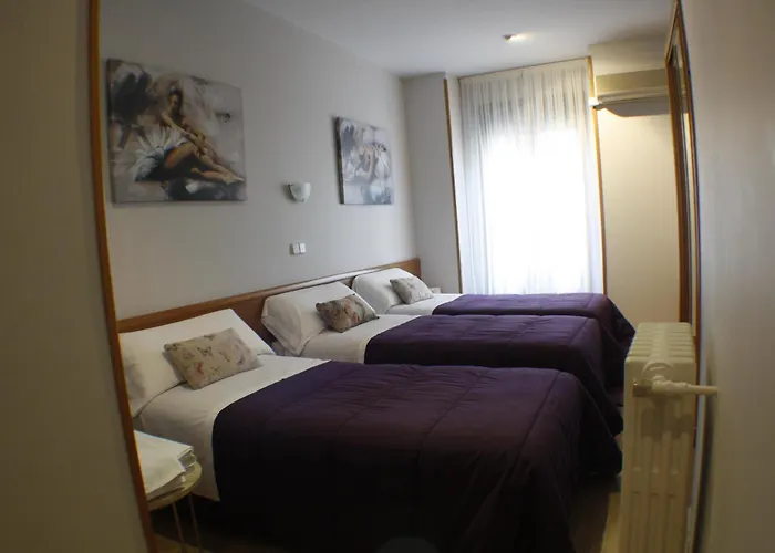  Hostal Santa Cruz