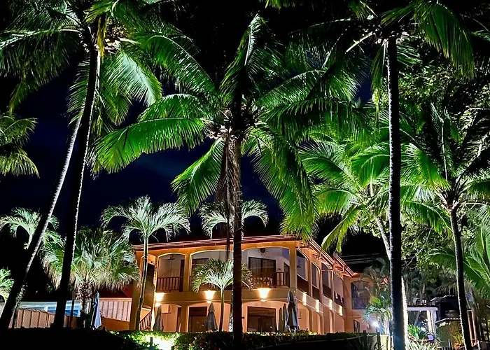 Cheap hotels Backyard Beachfront