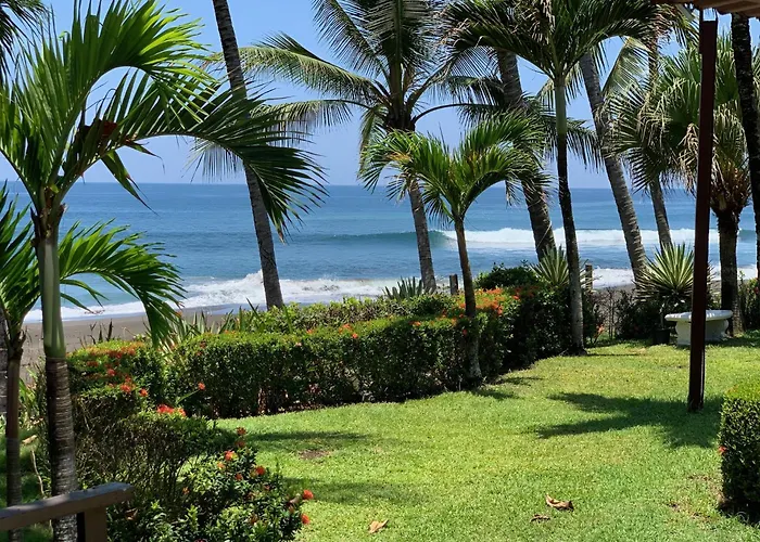 Cheap hotels Backyard Beachfront