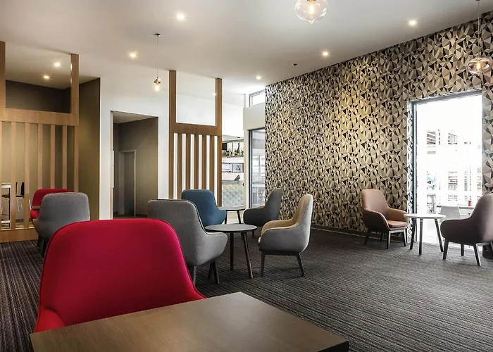 Ibis Mackay
