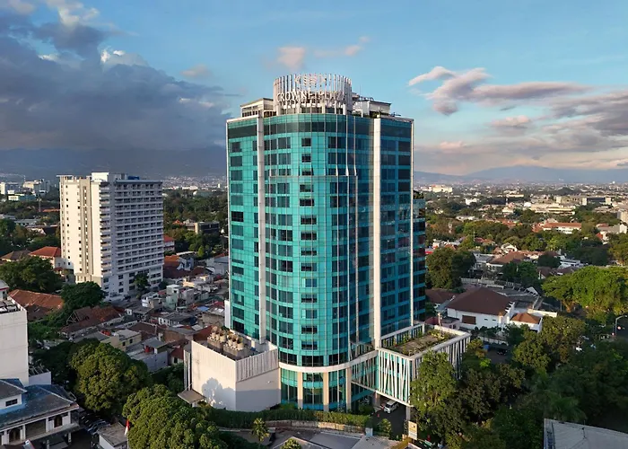 Hoteles con Jacuzzi Crowne Plaza Bandung By Ihg