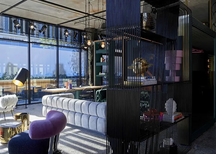 Romantic hotels Tribe Perth Kings Park