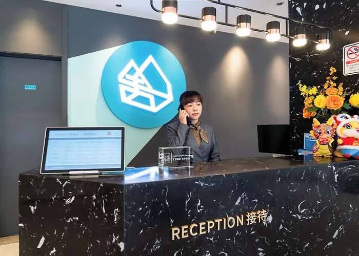 Hotels with a view Lncommunity Guangzhou Haizhu Branch