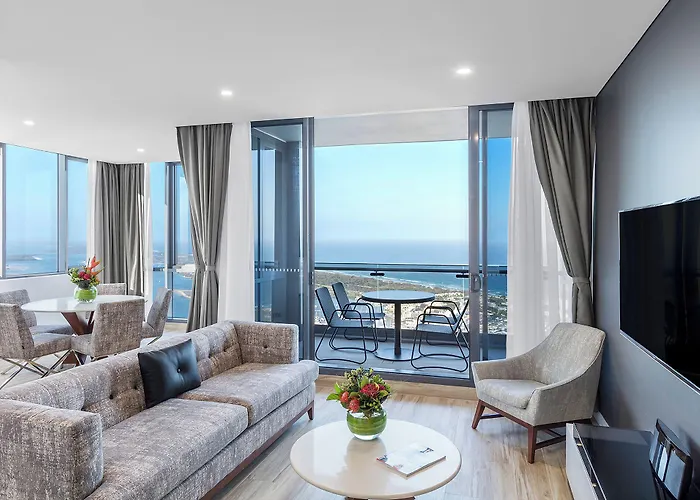 Meriton Suites Southport