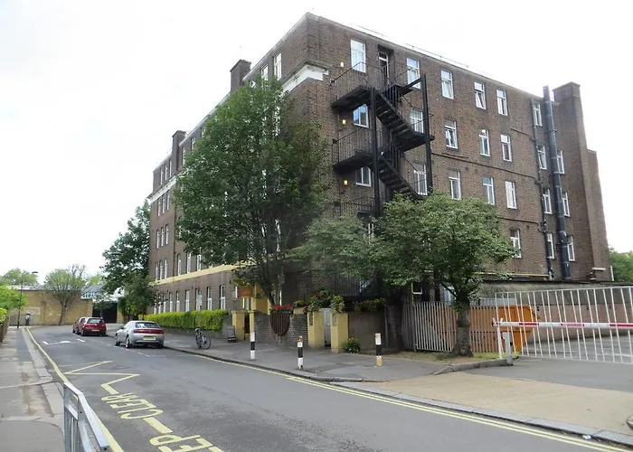  Abercorn House
