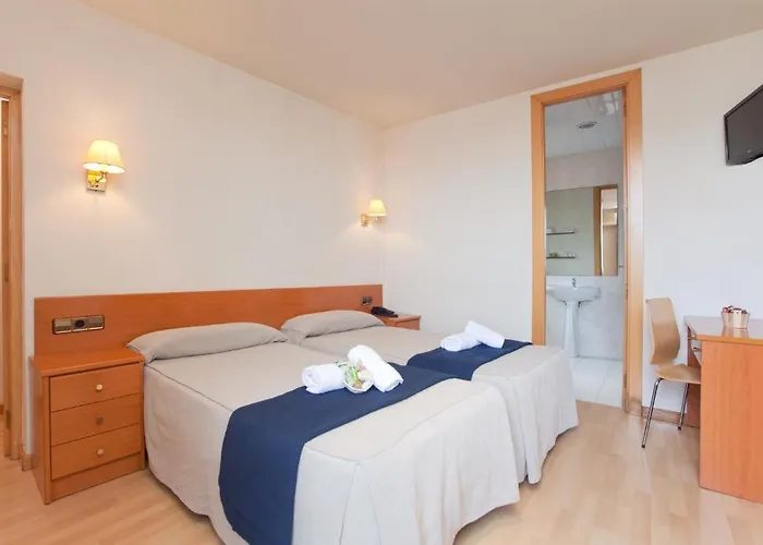 Hotel cerca del colegio: Hotel Everest