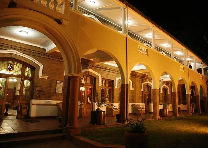 Hotel with view: Kimberley Club Guesthouse