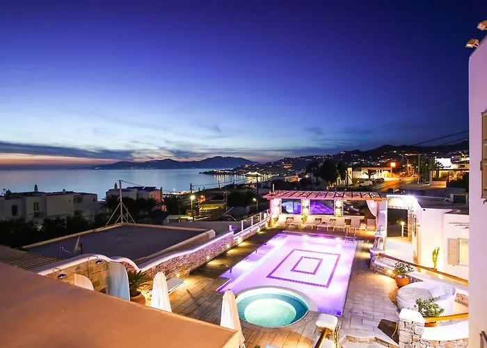 Hotel Jacuzzi: Damianos Mykonos Hotel