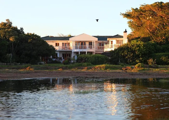 Waterfront Lodge