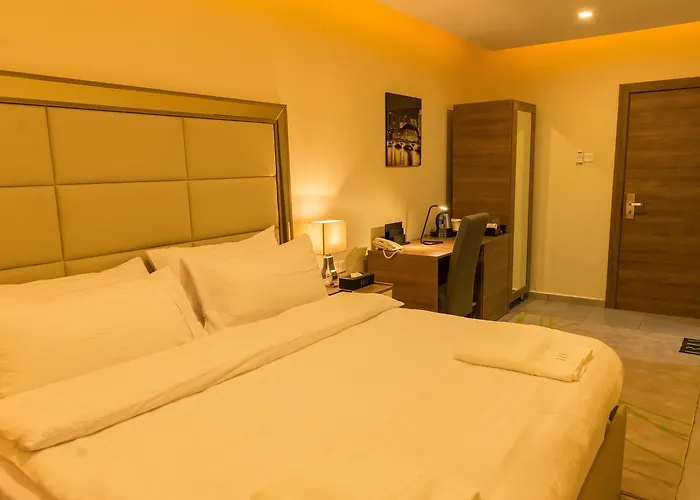 3 star hotels Iris Wuse 2