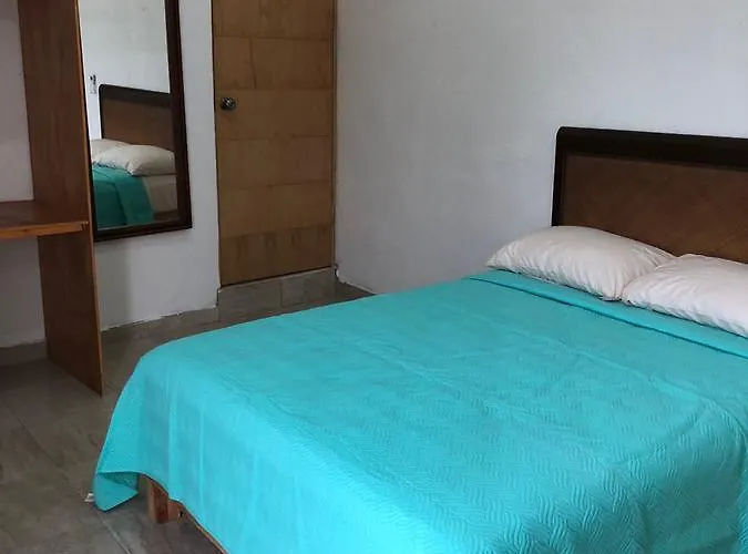 B&B only: Airport Sleepy Inn