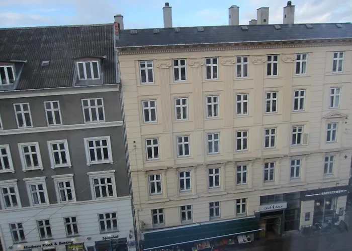 Beach hotel: Bertrams Hotel