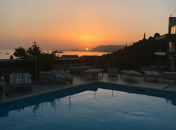 3 star hotels Guest House Villa Bellevue