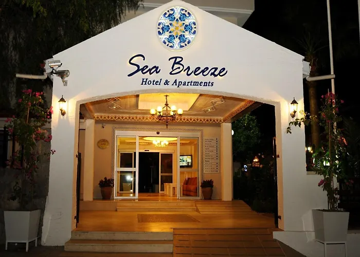 Sea Breeze Hotel And Apartments
