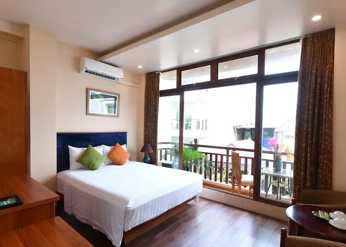 Hanoi Old Quarter Hotel & Travel
