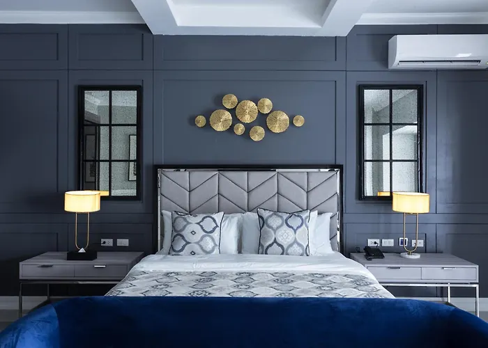 Stonehill Suites