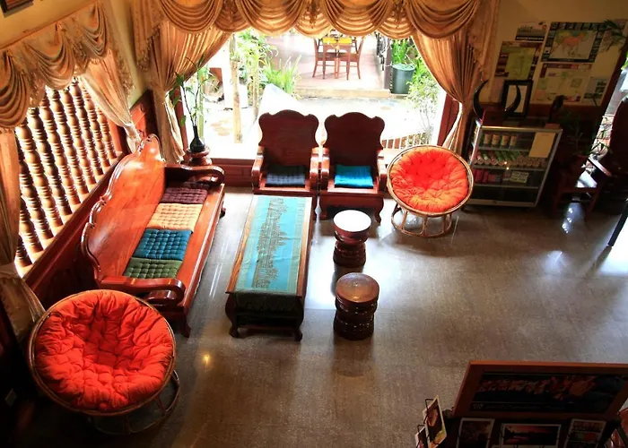 Pet Friendly hotel: Forest King Hotel