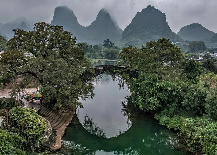 Family resorts Yangshuo Mountain Retreat