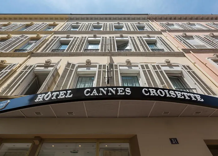 Cheap hotels Cannes Croisette