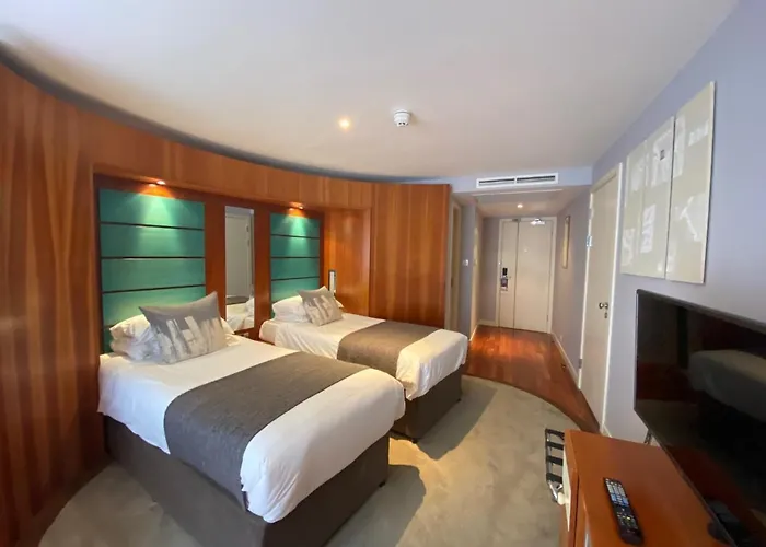 Mercure Brigstow
